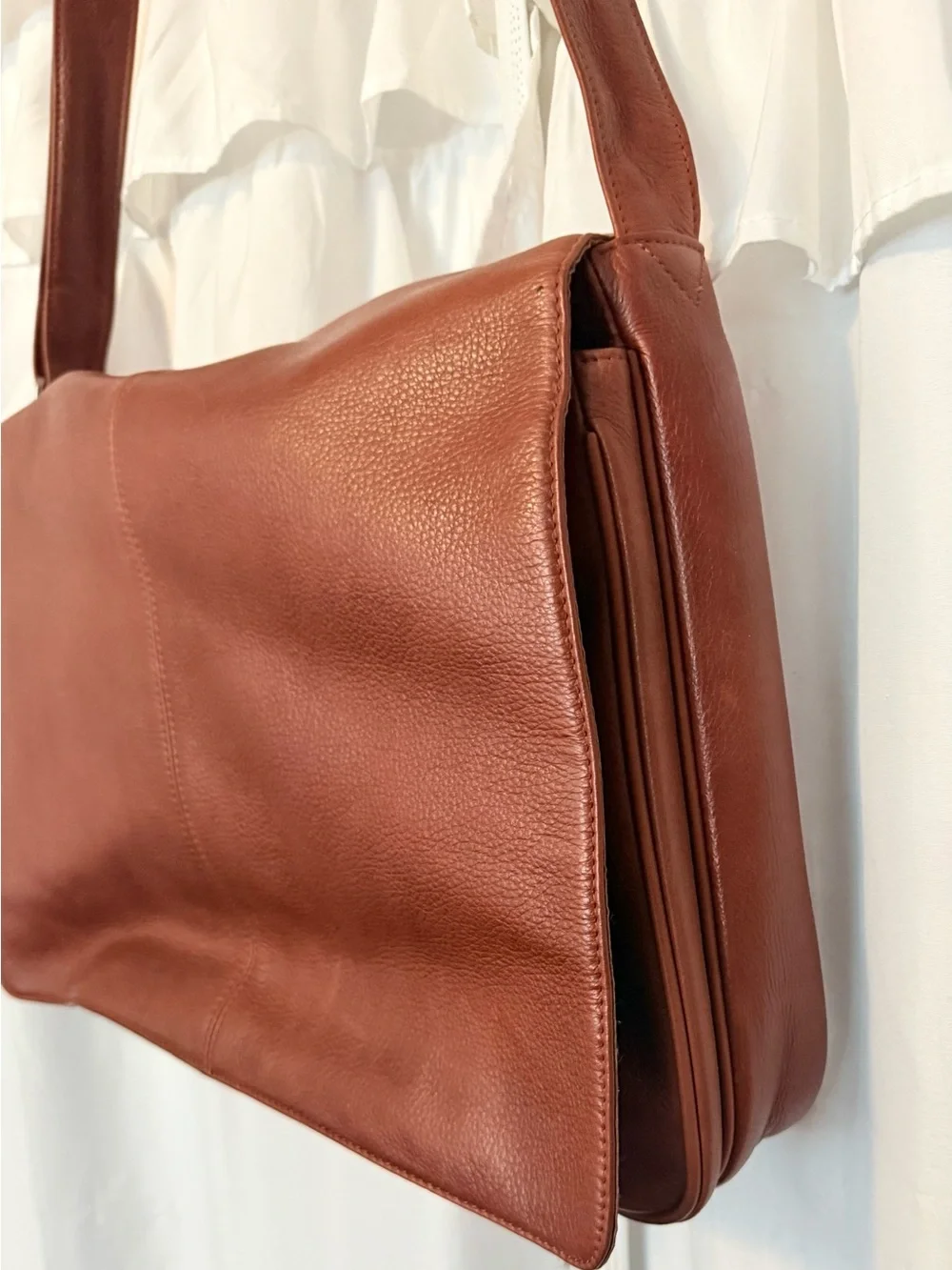 Osgoode Marley /// Messenger Bag - Brandy